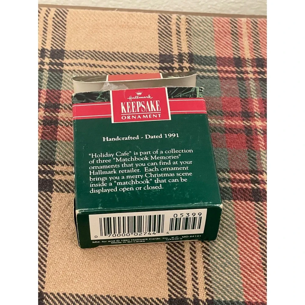 Hallmark Ornament Holiday Cafe‎ 1991 Matchbox Memories Red Green Excellent Boxed